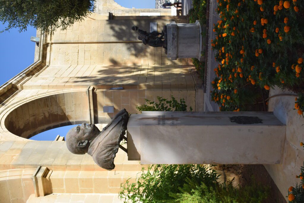 Upper Barrakka Gardens - Monument to Sir Winston Churchill